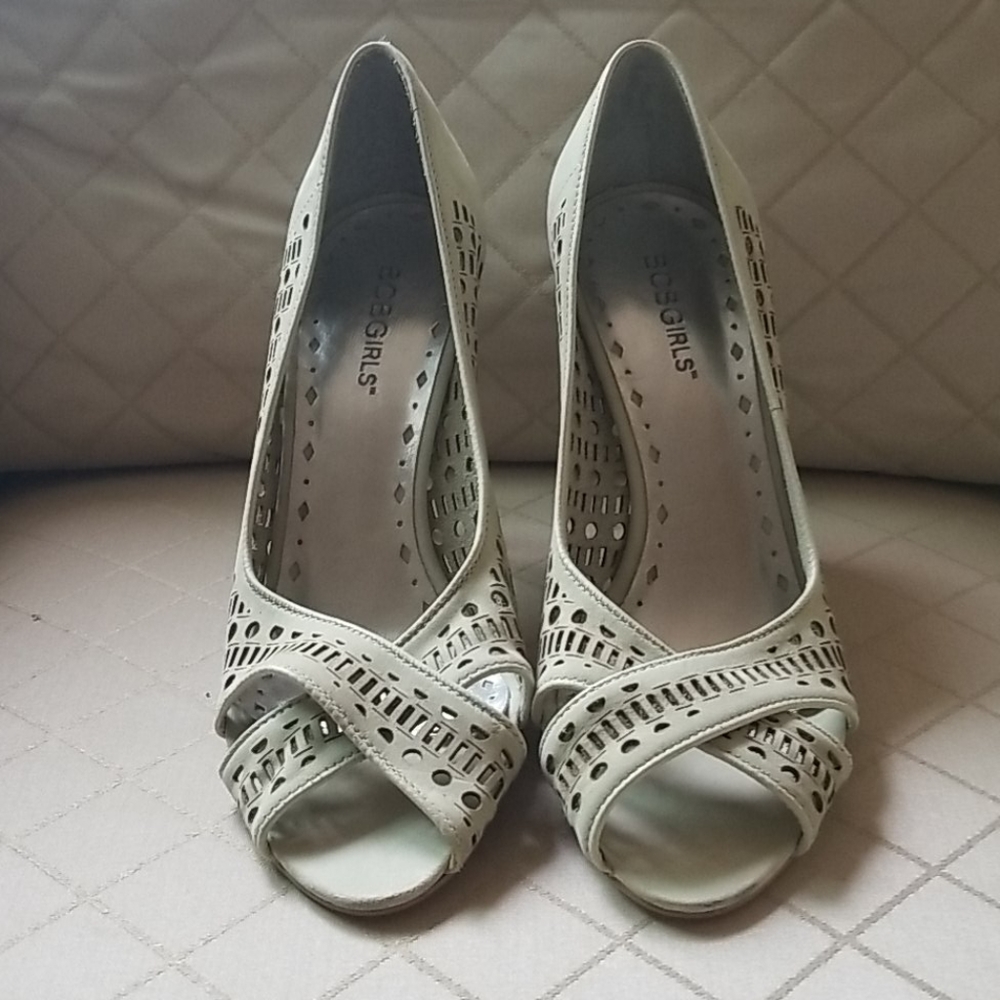 Bcbg heels